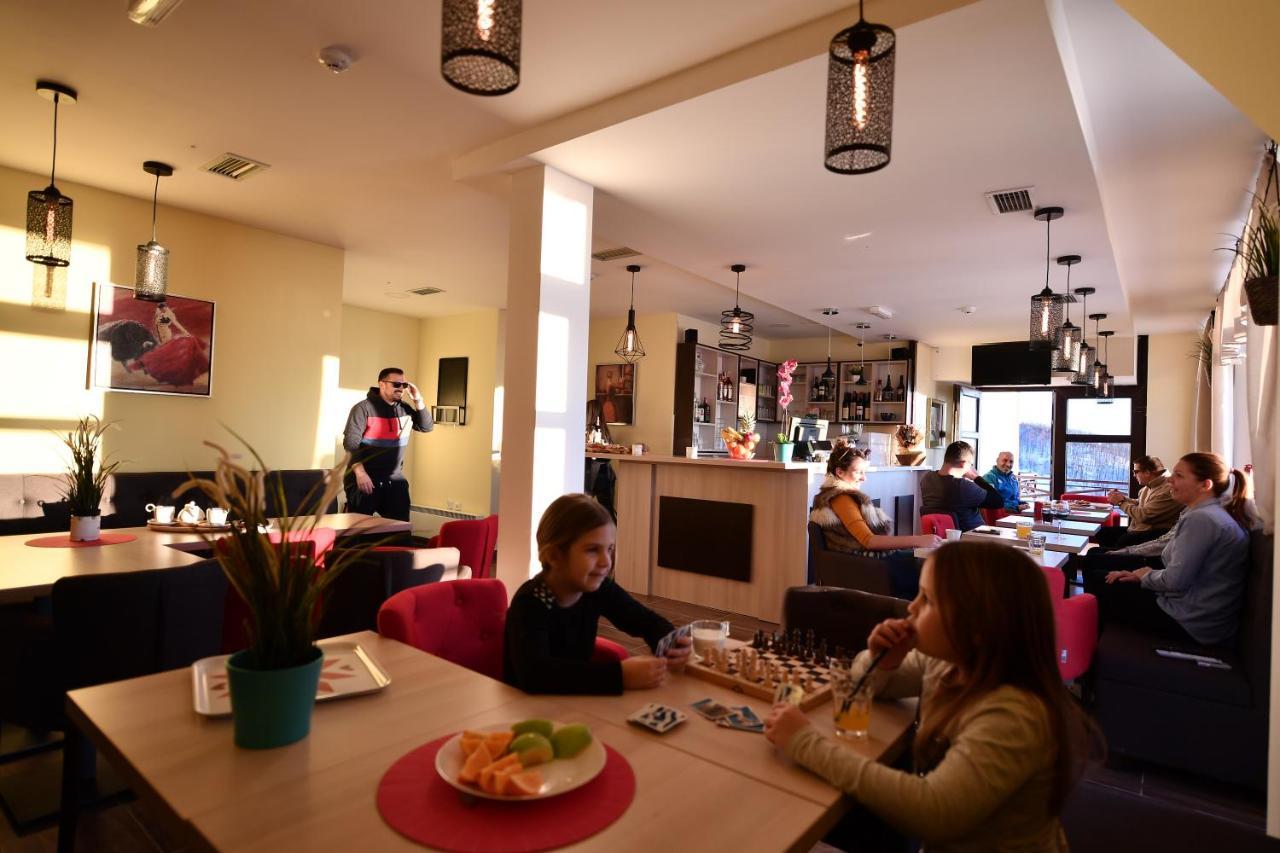 Apartman D52 Dvori Kopaonik Exteriör bild